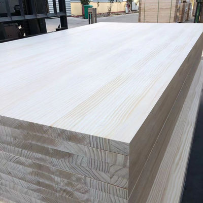 Panel de madera maciza de pino de madera de pegamento conjunto de panel en el diseño tradicional 6-35mm de espesor