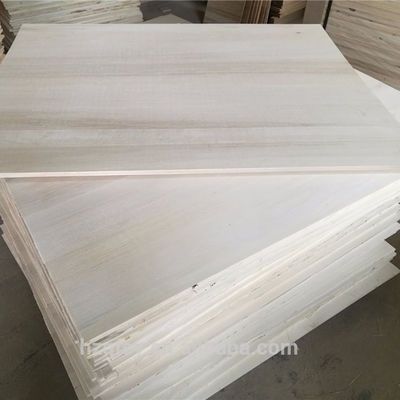 Madera de Paulownia Madera personalizada de 3 mm a 50 mm de espesor