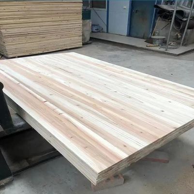 Capacidad de solución de proyectos de diseño tradicional de paneles de madera maciza