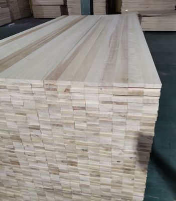 Final Material de muebles Tabla de álamo sólido de grado AA con un contenido de humedad del 8% al 12%