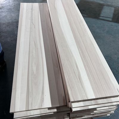 Final Material de muebles Tabla de álamo sólido de grado AA con un contenido de humedad del 8% al 12%
