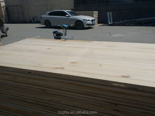 Tablero de pino de madera sólida de pino natural o blanqueado de grado BC