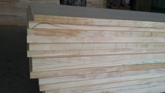 Tablero de madera de pino sólido personalizable con textura natural y pegamento ambiental E0/E1