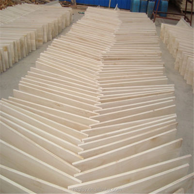 Tablas de madera maciza madera de paulownia en 1220*2240mm Tamaño y densidad 300-310kg/m3