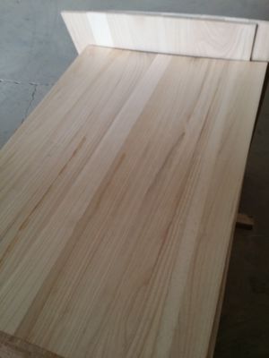 Servicio postventa E1/E0 Grado de cola de borde de álamo de madera sólida para hotel de interiores modernos
