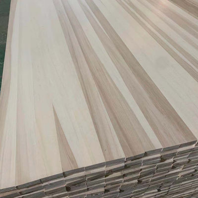 Panel de madera sólida de álamo de 4X8 pulgadas con y competitivo en 480-510 kg / m3 Densidad