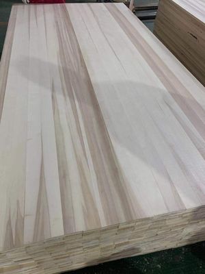 Panel de madera sólida de álamo de 4X8 pulgadas con y competitivo en 480-510 kg / m3 Densidad
