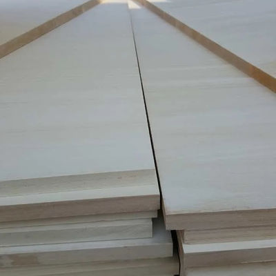 Tamaño personalizado tablero conjunto de dedos de madera de paulownia con madera sólida en color natural