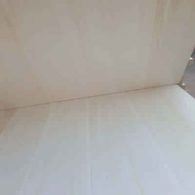 Tamaño personalizado tablero conjunto de dedos de madera de paulownia con madera sólida en color natural