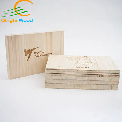 Tablas de madera de taekwondo de 225 * 300MM personalizadas para el rendimiento deportivo