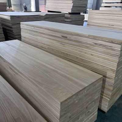 Panel de madera AA hecho de madera de paulownia para diseño del hogar natural en acabado de madera natural