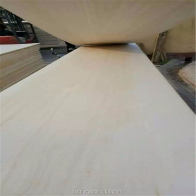 Superficie de lija lisa de madera de paulownia Precios de color natural para las necesidades de decoración de la casa