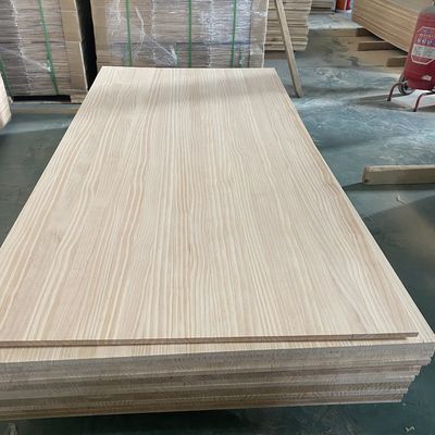 Panel de madera maciza de pino de madera de pegamento conjunto de panel en el diseño tradicional 6-35mm de espesor