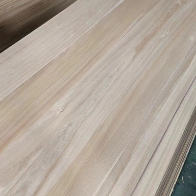 Contenido de humedad 8%-12% Tablero de madera sólida Paulownia Madera M3 para la decoración del hogar y la oficina