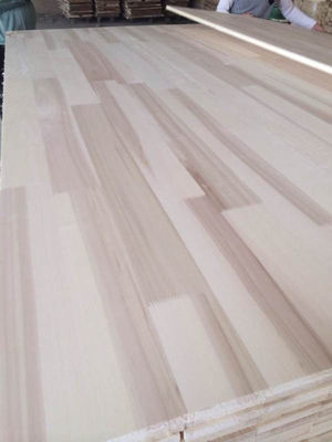 Moldeado de madera a medida Madera maciza madera de paulownia tablero de madera en color natural