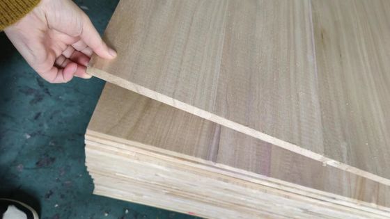 Contenido de humedad 8%-12% Tablero de madera sólida Paulownia Madera M3 para la decoración del hogar y la oficina
