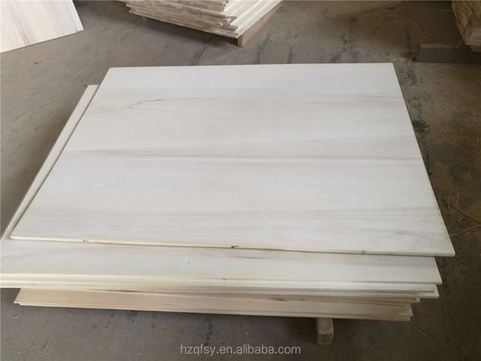 Moldeado de madera a medida Madera maciza madera de paulownia tablero de madera en color natural