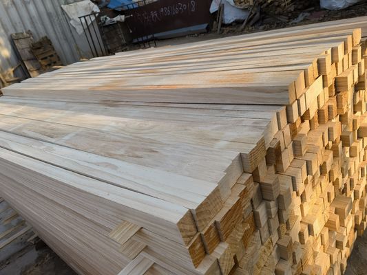 Muebles de interiores Selandia Pino Radiata Pino cuadrado Bandas de madera sólida Tablero AA AB BB