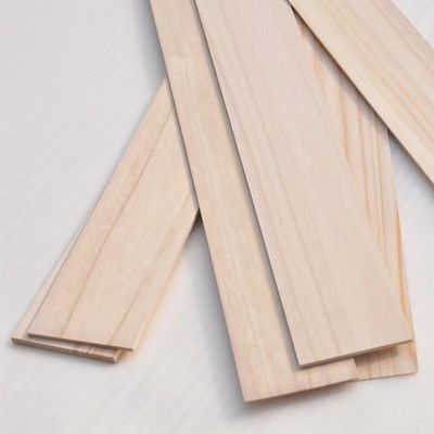 Paulownia Madera cruda seca Madera aserrada para la construcción Tablas de madera maciza