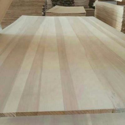 Panel de madera de álamo Tabla de madera sólida AA AB Duración de grado 100 mm-2440 mm Apoyo técnico en línea