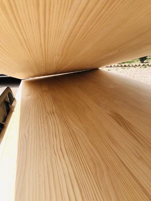 480-550 kg/m3 Tres capas de tablero de pino radiado Materiales sólidos de madera para otros Capacidad de solución de proyectos