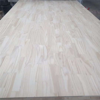 Finger Joint Board acabado y superficie limpia para el pino Paulownia y la madera de caucho de álamo