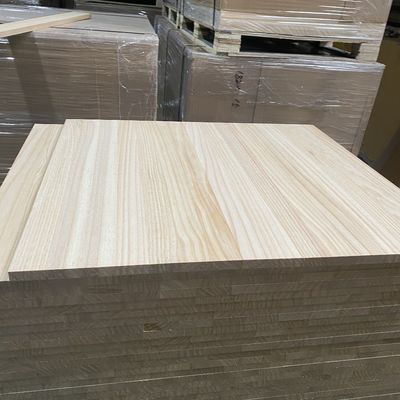 Panel de pino radiado de grado AA con pegamento ambiental E0 E1 9-35 mm de grosor