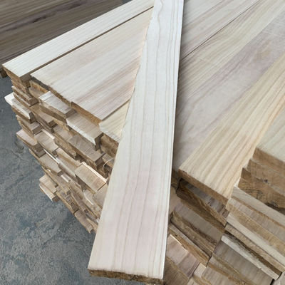 Contenido de humedad 8%-12% Madera de paulownia terminada para soluciones totales