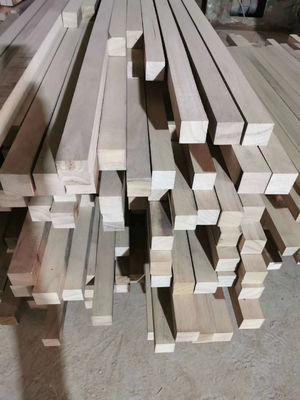 Contenido de humedad 8%-12% Madera de paulownia terminada para soluciones totales