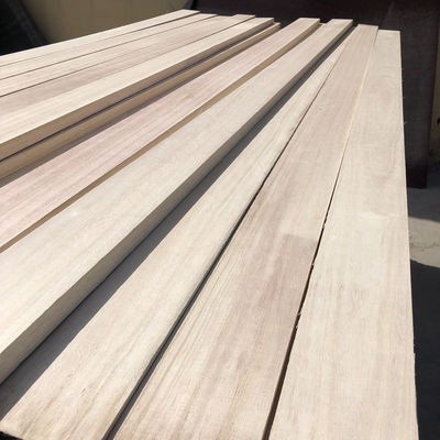 Contenido de humedad 8%-12% Madera de paulownia terminada para soluciones totales