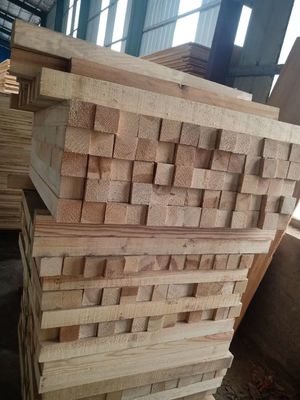 Estripas de madera de pino ruso para tablas de madera de madera natural de color personalizado