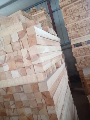 Estripas de madera de pino ruso para tablas de madera de madera natural de color personalizado