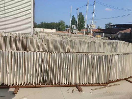 Contenido de humedad 8%-12% de madera de paulownia muebles de troncos rectos tablero de madera maciza blanqueada