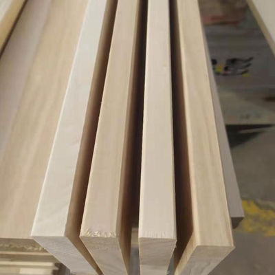 Cama King de apoyo de estilo contemporáneo de madera sólida