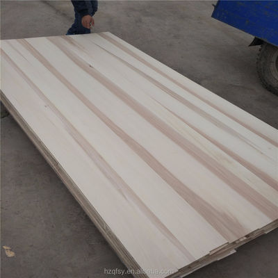 100mm-2440mm de longitud Blanqueado tablero de álamo para el salón Qingfa madera de álamo natural