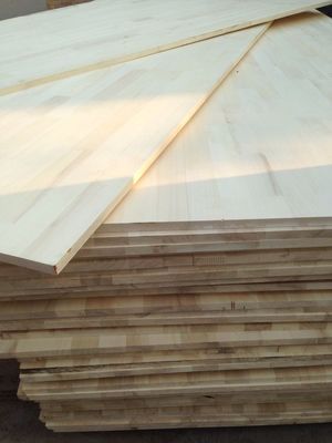 100mm-2440mm de longitud Blanqueado tablero de álamo para el salón Qingfa madera de álamo natural