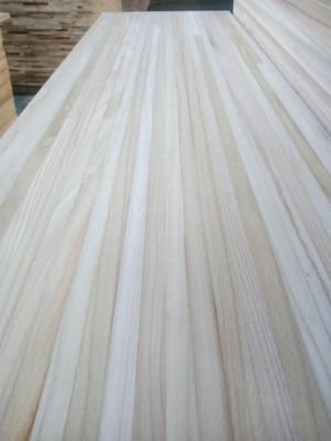 100 1220 mm de ancho Panel central de tablero de nieve de madera de paulownia con estilo de diseño moderno