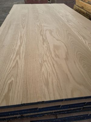 Grado AA América del Norte Red Oak Tamaño personalizado Panel recto de tablero sólido Soporte técnico en línea