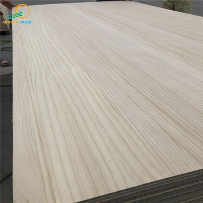 Estilo de diseño tradicional Hojas de madera de pino de Zelanda con densidad 480-550 kg/m3