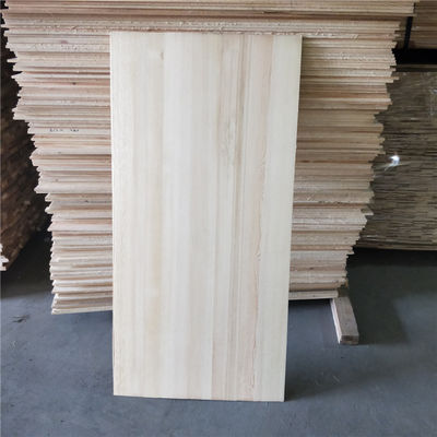 Estilo de diseño tradicional Hojas de madera de pino de Zelanda con densidad 480-550 kg/m3