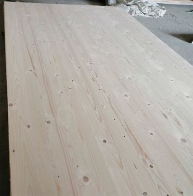 Contenido de humedad 8-12% Superficie lisa y lijada Madera de abeto Durable