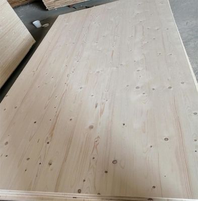 Contenido de humedad 8-12% Superficie lisa y lijada Madera de abeto Durable