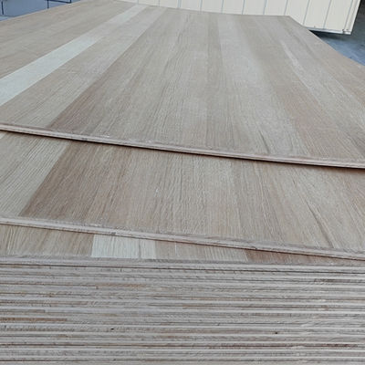Panel de carilla de roble blanco de 3 mm-50 mm con tablero de núcleo de madera de paulownia 100% certificado por FSC
