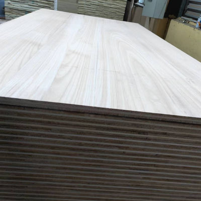 FSC 100% Certificado Paneles de muebles multicapa con material de tablero de madera de paulownia