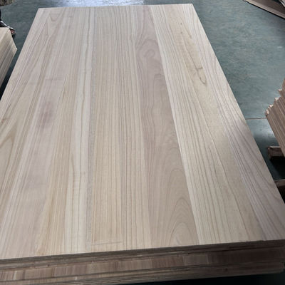 8%-12% Contenido de humedad Tabla de madera de paulownia para la fabricación de muebles en Australia