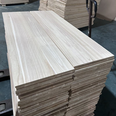 Repuestos gratuitos Paulownia Tablero de madera Paulownia Contenido de humedad del núcleo de madera 8%-12%
