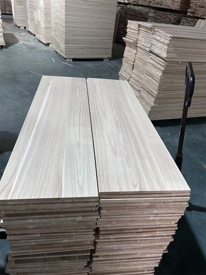 Repuestos gratuitos Paulownia Tablero de madera Paulownia Contenido de humedad del núcleo de madera 8%-12%