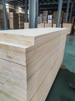 Retorno y reemplazo de tablero de madera sólida compuesto de madera compuesto de madera con grado A / B