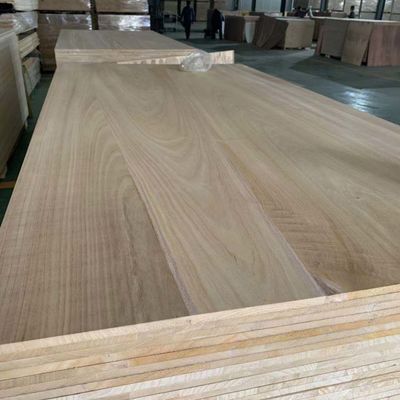 Madera ligera Paulownia Venta de madera Certificado FSC Libre de piezas de repuesto Peso ligero