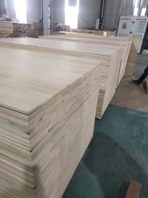 Pantallas de madera sólida de 2 mm con un contenido de humedad del 8% al 12% y pago T/T